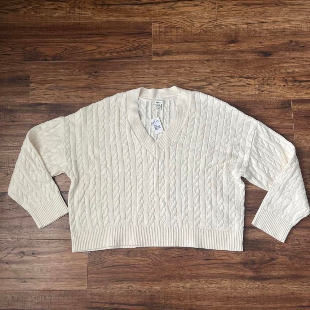 NWT RW & CO Cream Cable Knit Vneck Sweater Women XL Wool Cotton Blend Minimalist